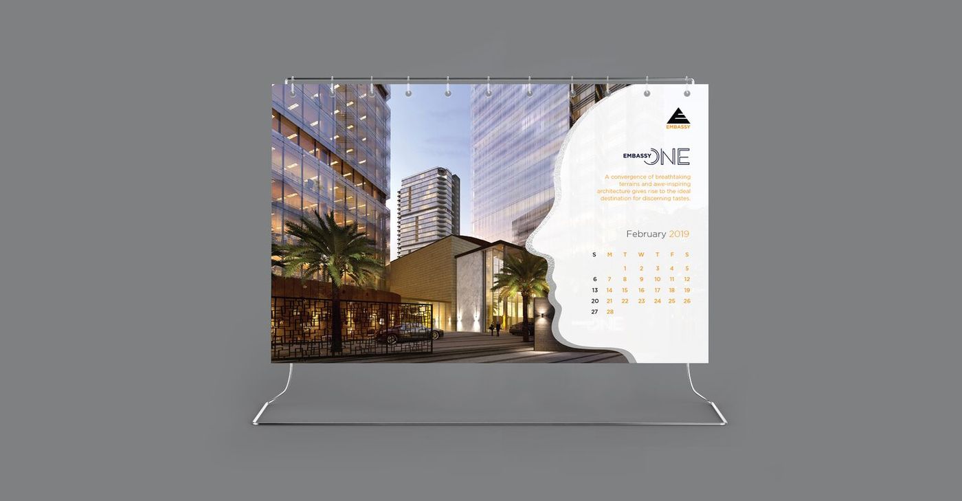 Desk calendar